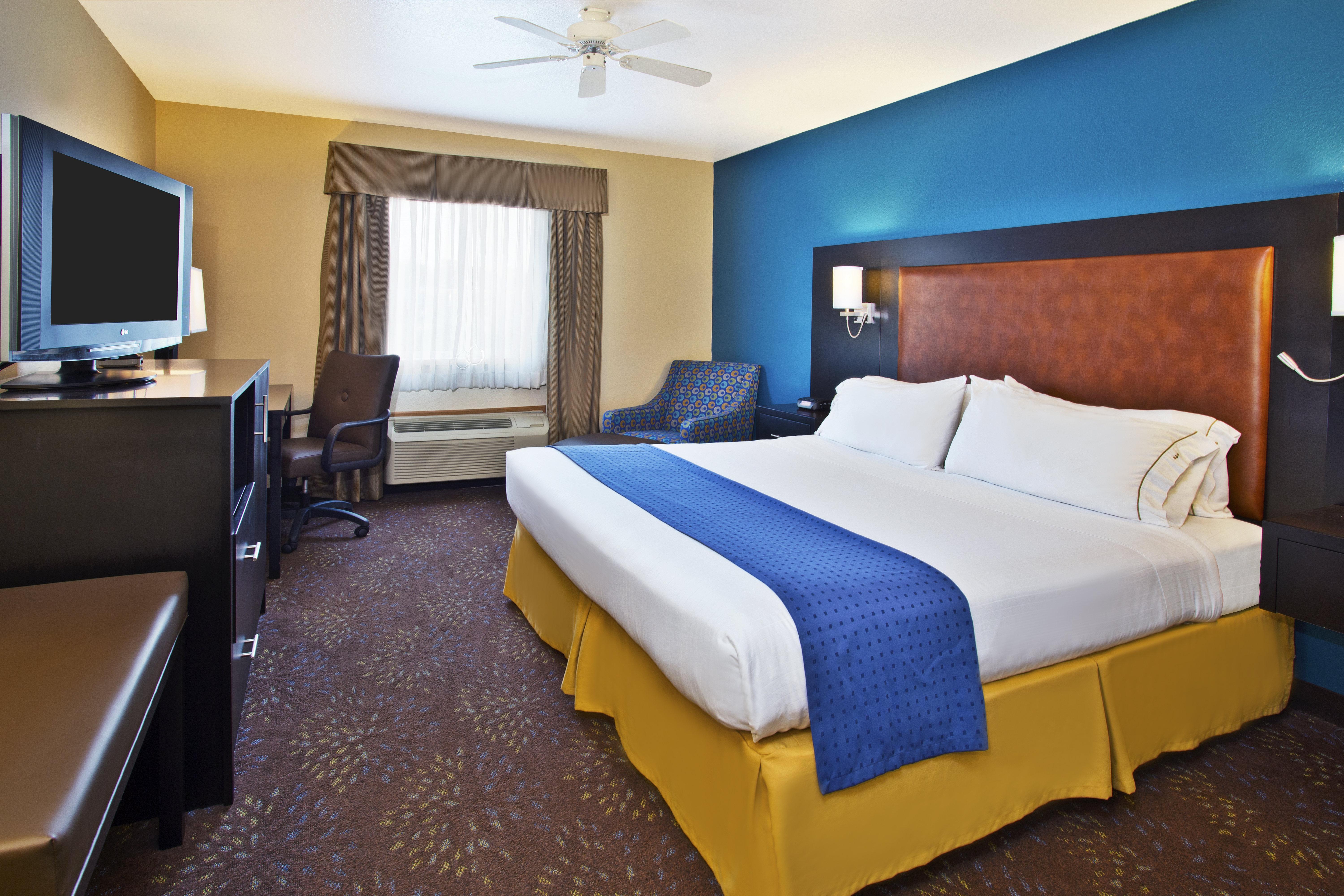 Holiday Inn Express Mackinaw City By Ihg Экстерьер фото