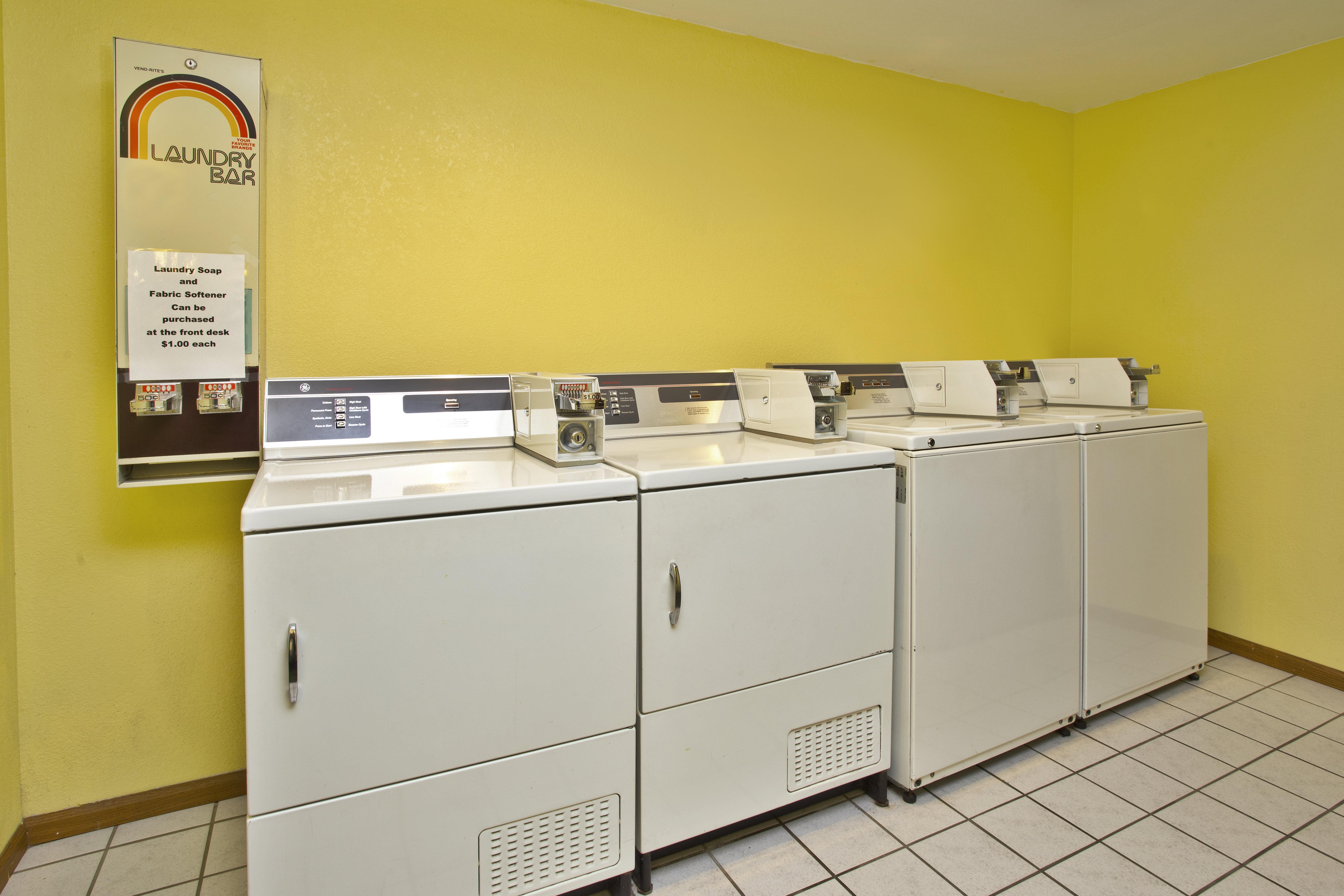 Holiday Inn Express Mackinaw City By Ihg Экстерьер фото