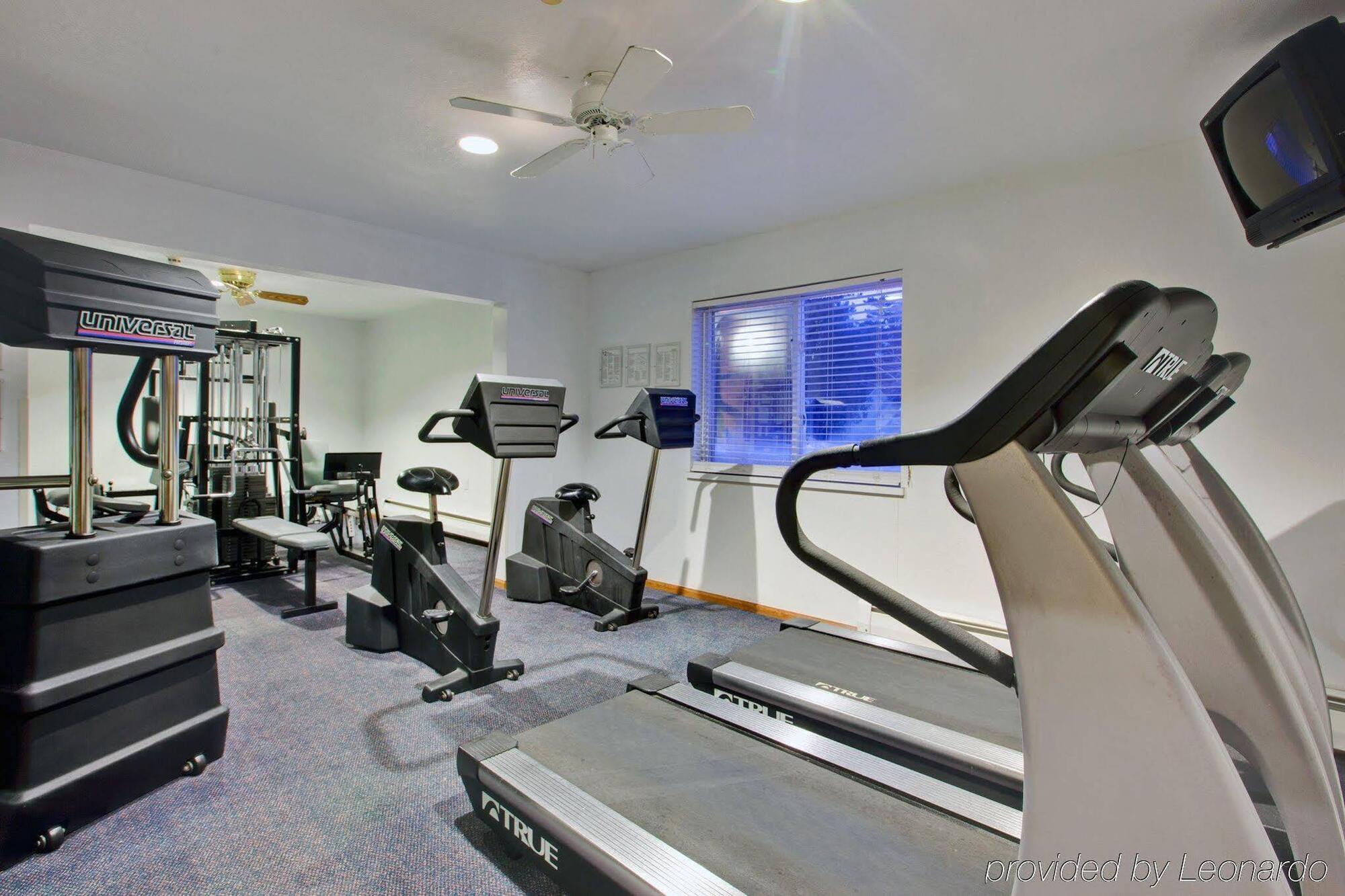 Holiday Inn Express Mackinaw City By Ihg Экстерьер фото